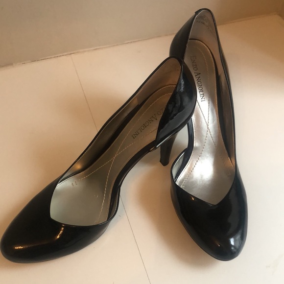 Elegant heels ready for your special occasions :) - Picture 2 of 6